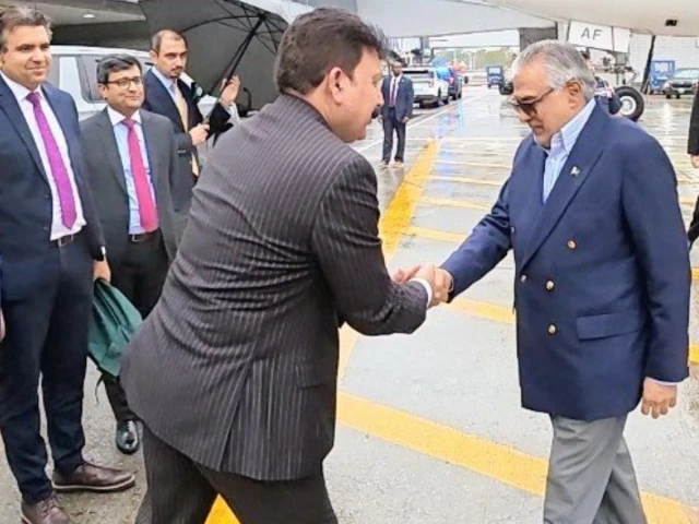 FM Dar arrives in New York for United Nations General Assembly session