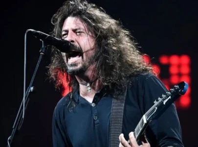 foo fighters star dave grohl reveals secret love child