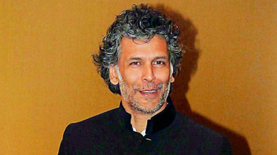 milind soman booked for alleged obscenity milind soman booked for alleged obscenity