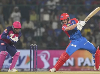 ipl 2025 stubbs stars as dc clinch super over thriller against rr