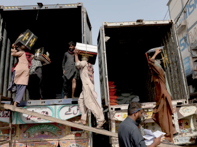 Long march fears snarl freight traffic