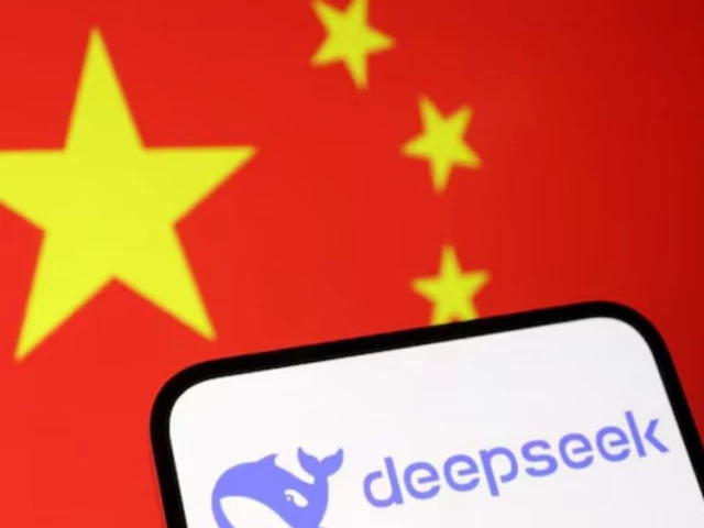 deepseek goes offline amid malicious attacks bans new international users