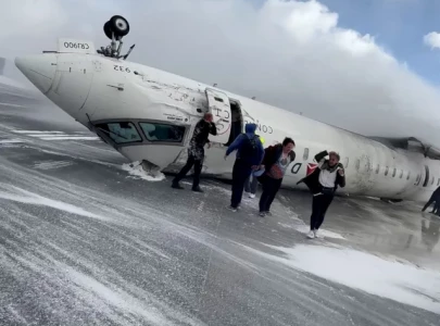 delta air lines offers 30k to passengers after toronto crash landing delta air lines offers 30k to passengers after toronto crash landing