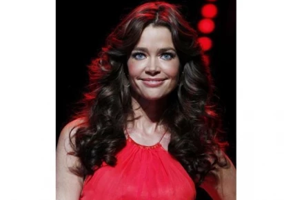 Denise Richards films 'RHOBH' amid divorce battle with Aaron Phypers