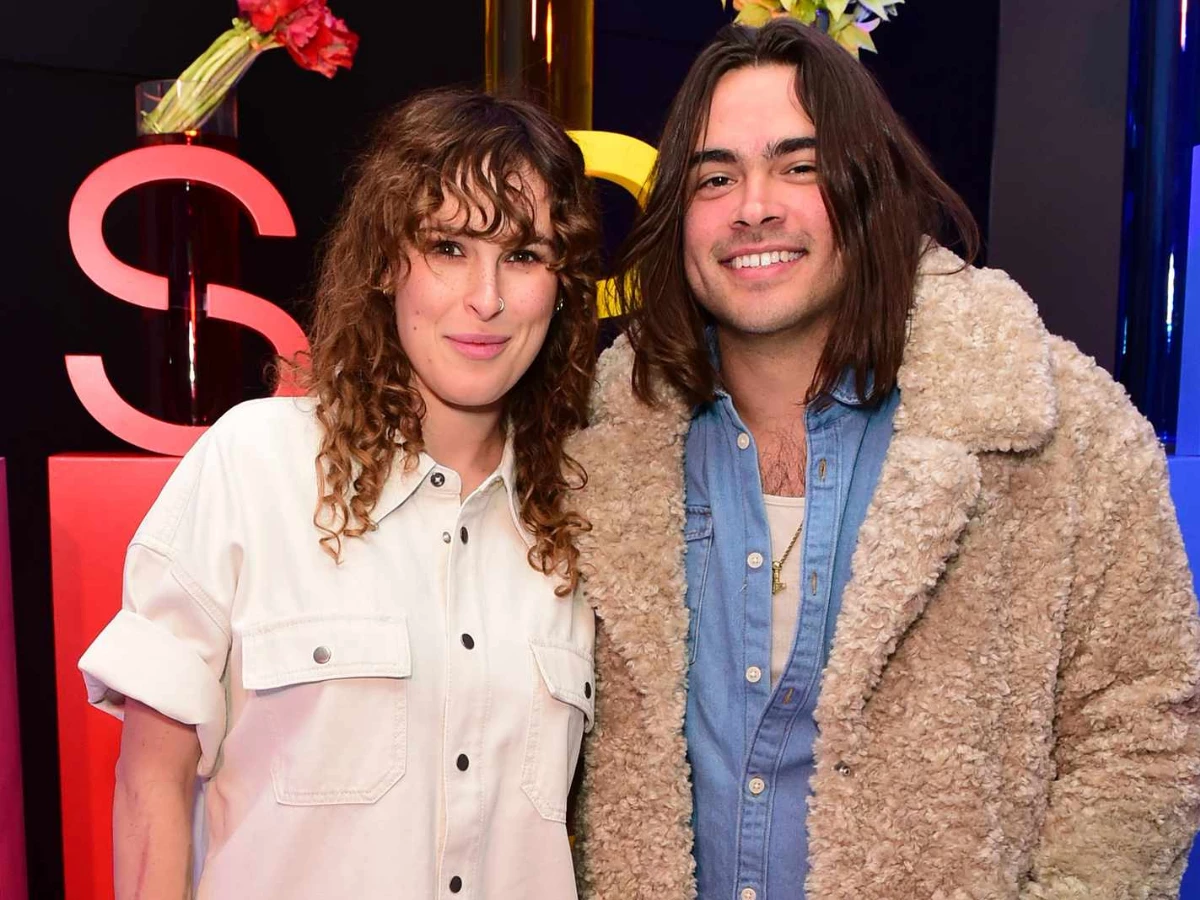who is derek thomas rumer willis seeks emergency custody order