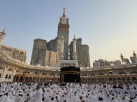 muslims perform umrah at the grand mosque in the holy city of makkah saudi arabia on september 14 2026 photo reuters