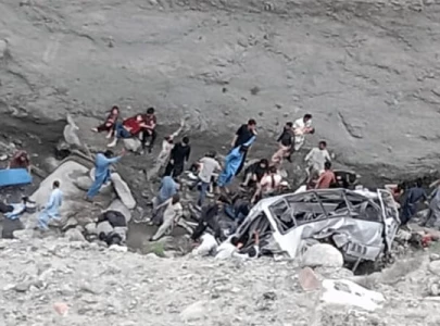 seven tourists die in diamer accident