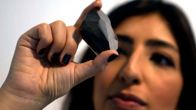 you can now own world s largest black diamond for about 5million