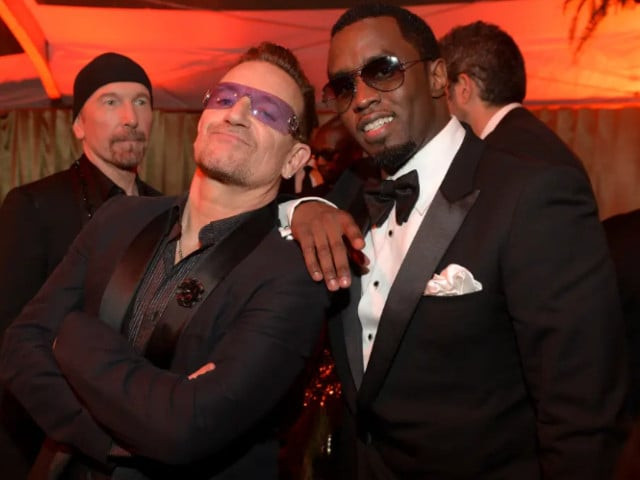 bono avoids diddy s kiss in resurfaced viral video did he know something about diddy bono avoids diddy s kiss in resurfaced viral video did he know something about diddy
