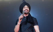 diljit wows crowd with stunning rendition of jugni