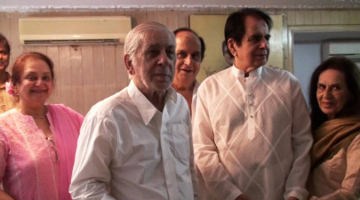 dilip kumar s brother dies of covid 19 complications