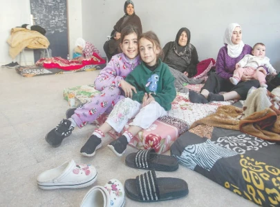 30 000 displaced people in shelters in lebanon