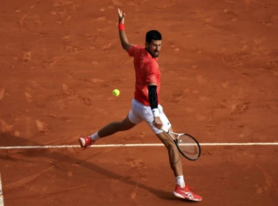 djokovic has elbow concerns