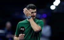 at home djokovic makes winning return in athens