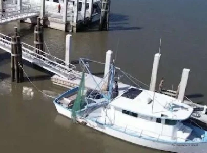 seven dead as boat dock collapse sends dozens into atlantic waters off georgia coast seven dead as boat dock collapse sends dozens into atlantic waters off georgia coast