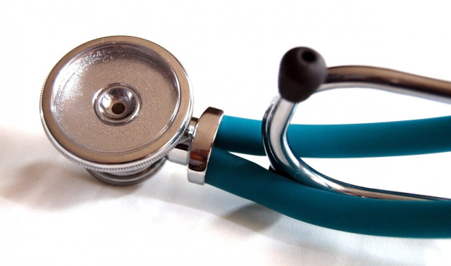 healthy if not heated debate as doctors and journalists face off on professional hazards