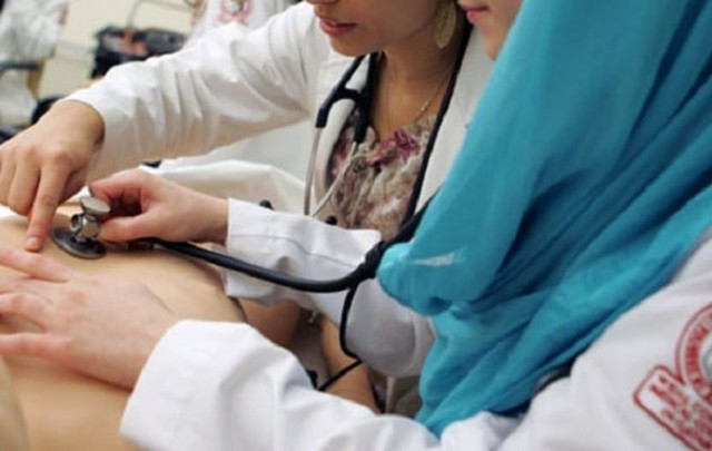 relatives attack doctors after girl dies in hospital relatives attack doctors after girl dies in hospital