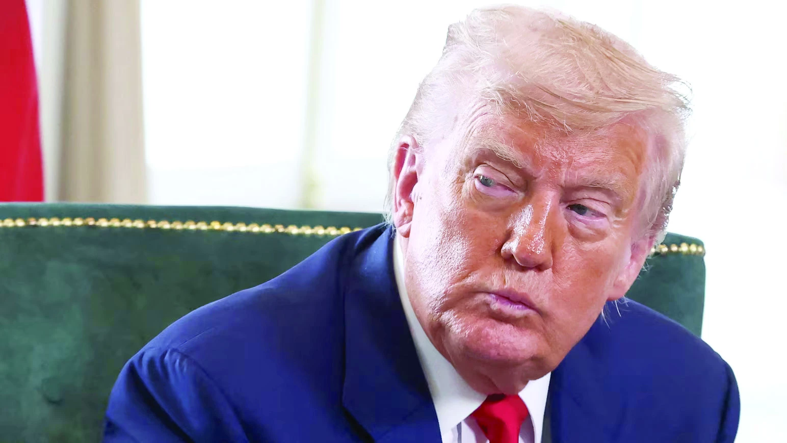 trump mocks illinois gov j b pritzker s weight during white house turkey pardon event