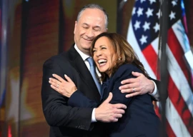 kamala harris husband accused of assaulting ex girlfriend