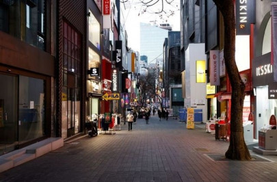 south korea reports record 950 cases in covid 19 emergency