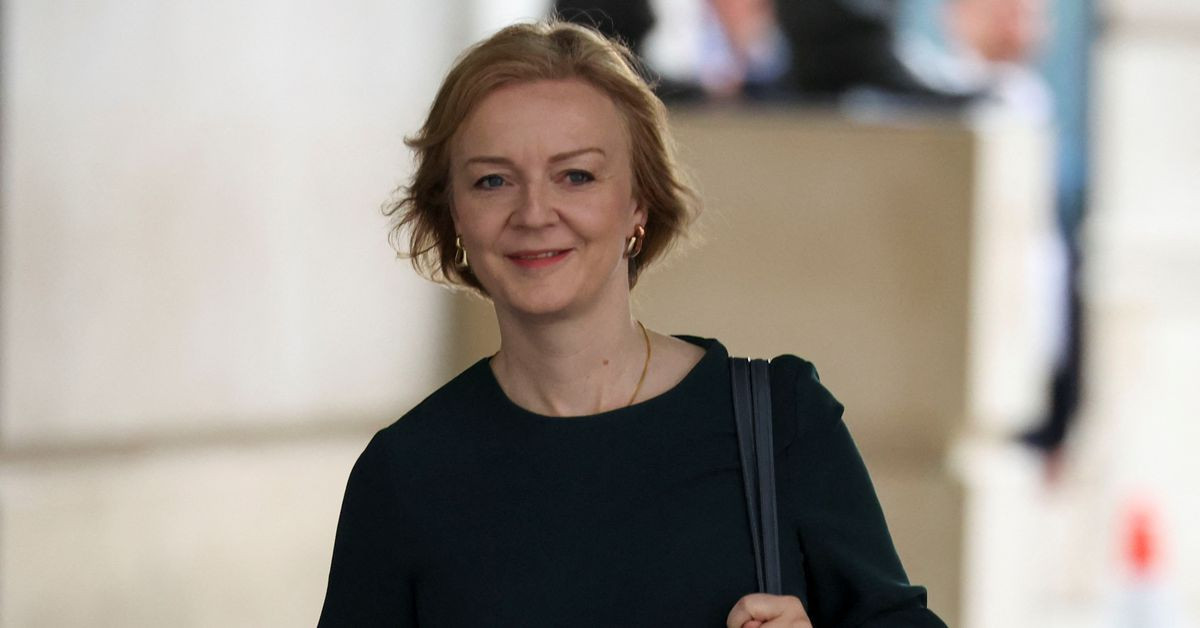 Photo of Britain's Truss expected to be named Conservative leader, new PM