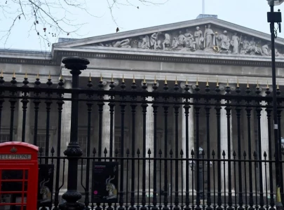 british museum director quits over stolen treasures