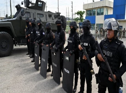 mexico breaks relations with ecuador after embassy stormed