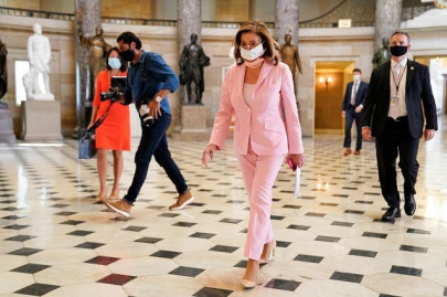 pelosi says serious differences between democrats white house on coronavirus aid