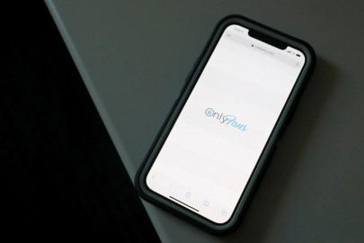 onlyfans jumps into nft profile pictures