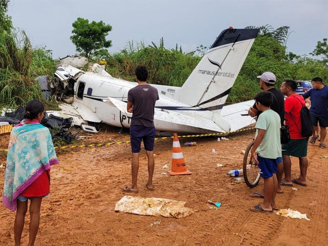 برازیل کی ریاست ایمیزوناس میں طیارہ گر کر تباہ، چودہ افراد ہلاک  ایکسپریس ٹریبیون