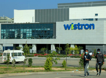 apple says no new business for supplier wistron after india plant violence