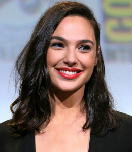 fans divide over gal gadot s casting as cleopatra fans divide over gal gadot s casting as cleopatra