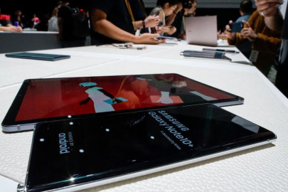 samsung all set to assemble smartphones in pakistan by year end