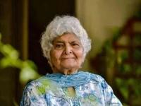 revered academic dr arfa syeda zehra passes away