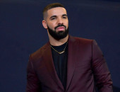 drake s new hairstyle ignites speculation about his sexuality drake s new hairstyle ignites speculation about his sexuality
