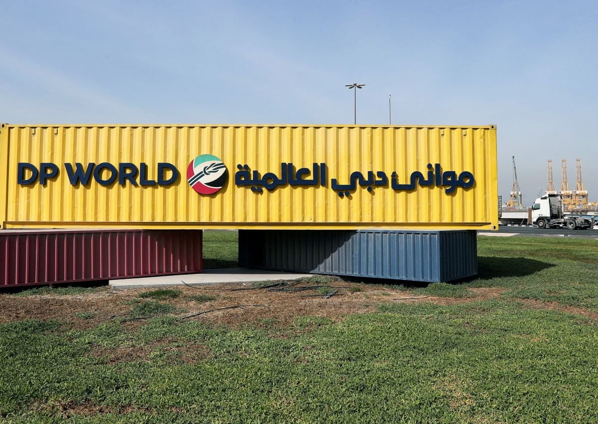 The corporate logo of DP World is seen at Jebel Ali Port in Dubai, United Arab Emirates, December 27, 2018. Picture taken December 27, 2018. FILE PHOTO: REUTERS