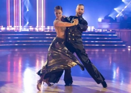 dancing with the stars season 34 premiere ends with tie after scoring mishap dancing with the stars season 34 premiere ends with tie after scoring mishap