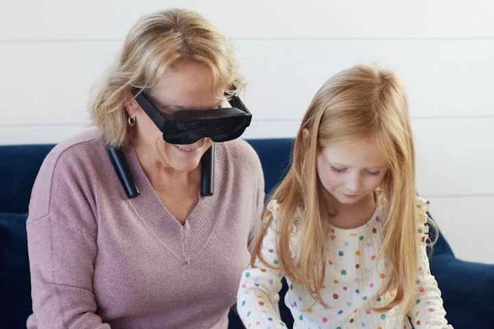 smart glasses are giving people their vision back smart glasses are giving people their vision back