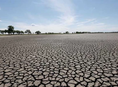 activists mark earth day as scientists warn of more extreme weather