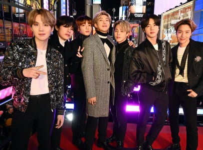 bts closes record breaking year with new year s eve online concert