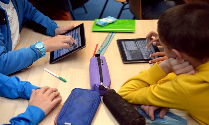 Primary school heads to get tablet computers
