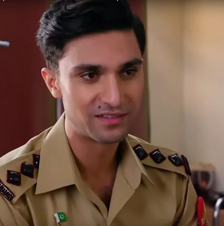 twitter schools indian user for mistaking ahad raza mir as an actual army officer twitter schools indian user for mistaking ahad raza mir as an actual army officer