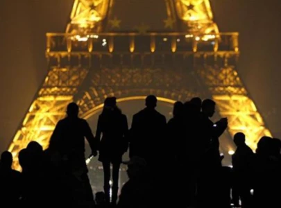 cause of eiffel tower fire evacuation revealed