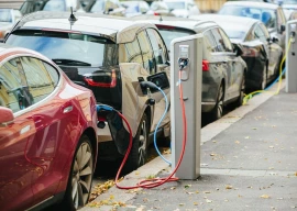 government aims for 30 electric vehicles by 2030