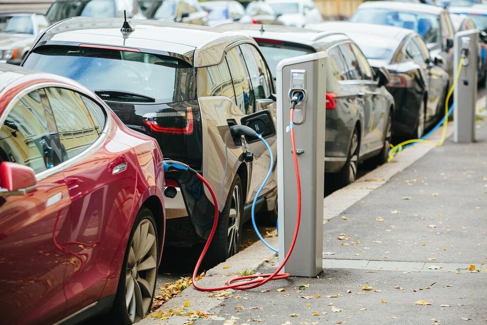 govt aims for 30 electric vehicles in country by 2030