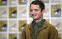 elijah wood responds to frodo speculation in the hunt for gollum after ian mckellen tease elijah wood responds to frodo speculation in the hunt for gollum after ian mckellen tease