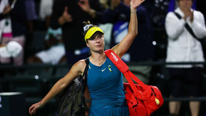 exhausted svitolina taking break from tennis exhausted svitolina taking break from tennis