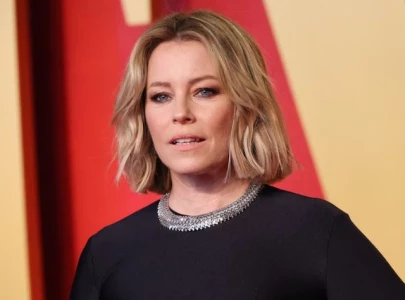 elizabeth banks recalls being told she cannot direct men in hollywood