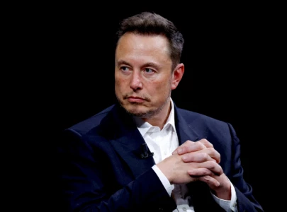elon musk clarifies wants to die on mars comment after surprise speech at hamptons event elon musk clarifies wants to die on mars comment after surprise speech at hamptons event