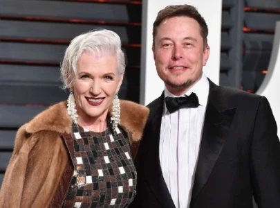 elon musk s mother maye musk encourages her followers to commit voter fraud